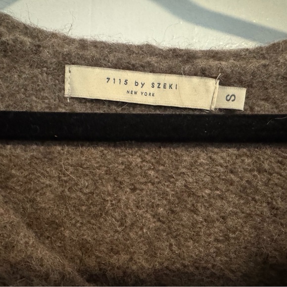 7115 by Szeki Chunky V-Neck sz S - Picture 5 of 6